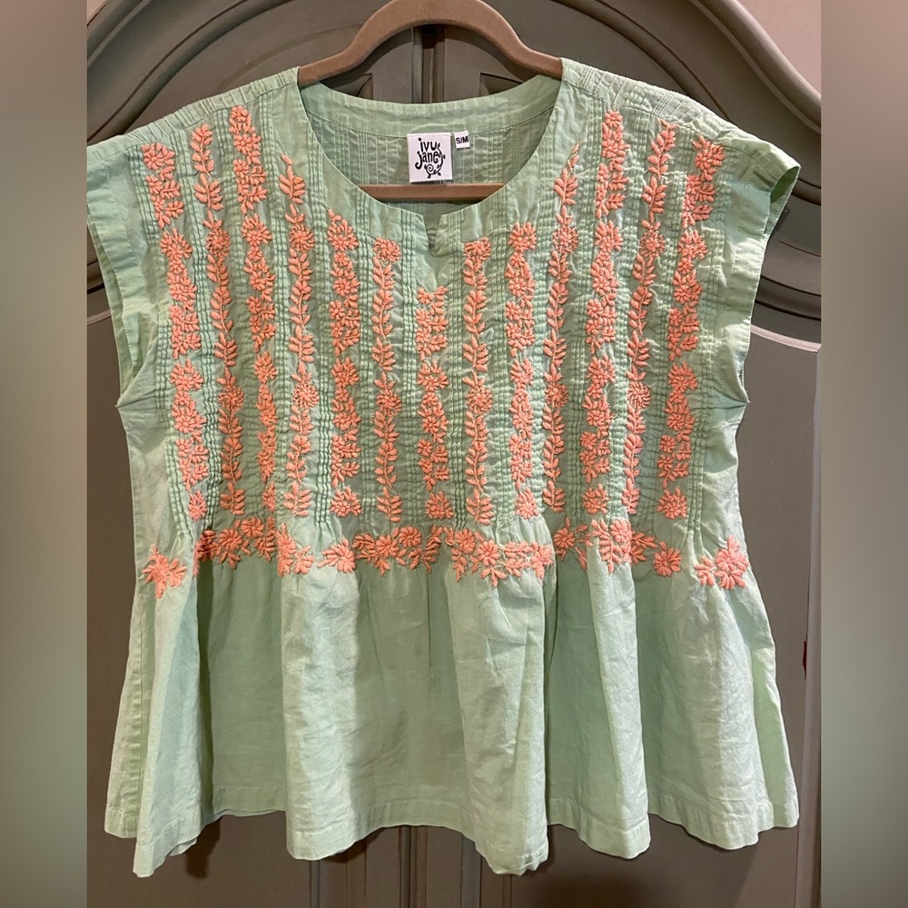 Ivy Jane Cropped Top